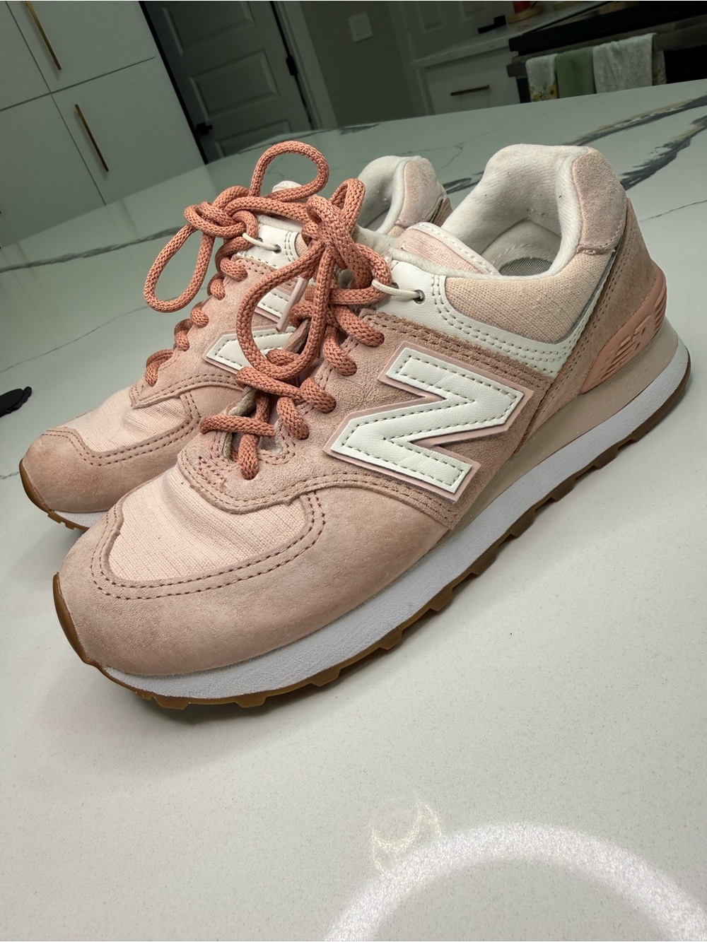 New Balance 574 Faded Cedar Pink Women's Size 6 Sneakers WL574SAZ